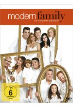 Modern Family - Die komplette Season 8  [3 DVDs] DVD-Cover