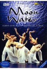 Moon Water - Cloud Gate Dance Theatre of Taiwan DVD-Cover